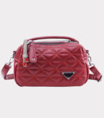bolsos de mano con placa triangular boutiques