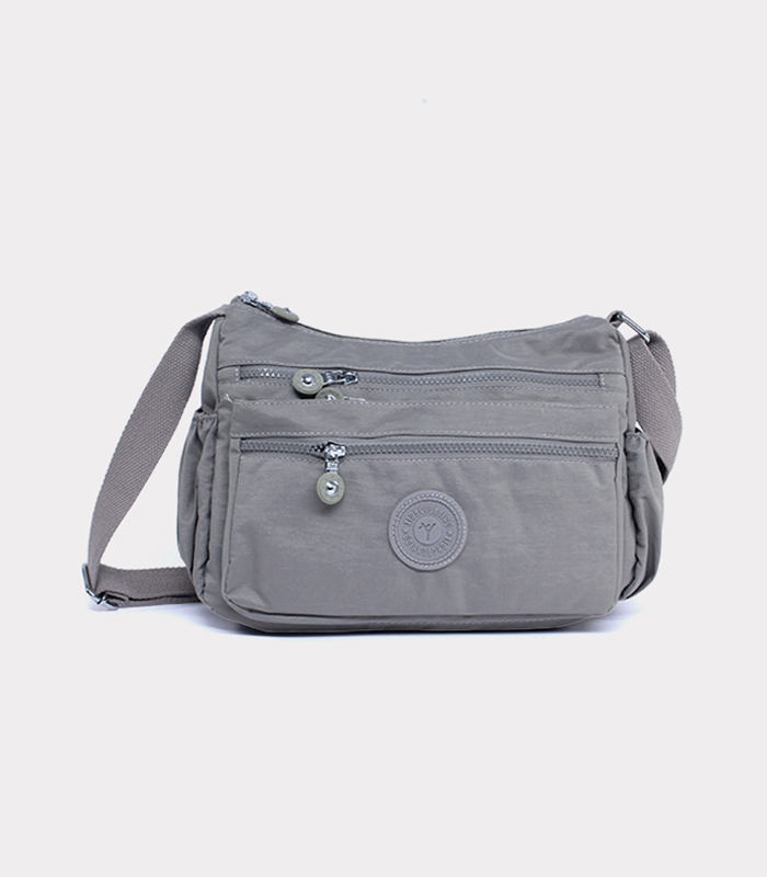 accesorios modernos con parche circular negocio