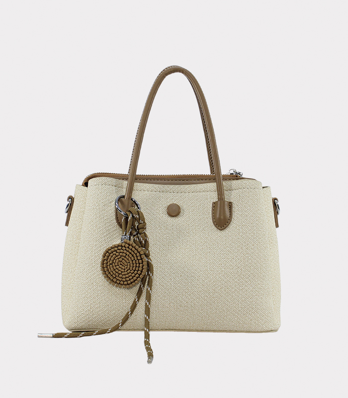 cartera-camel-con-detalle-de-correa-anudada