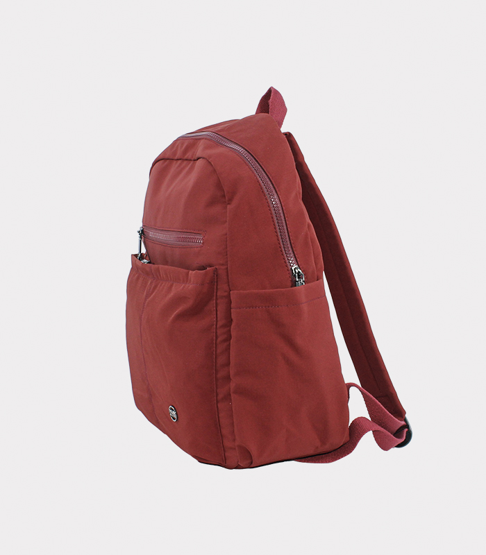 proveedores de marroqueria y mochilas universitarias
